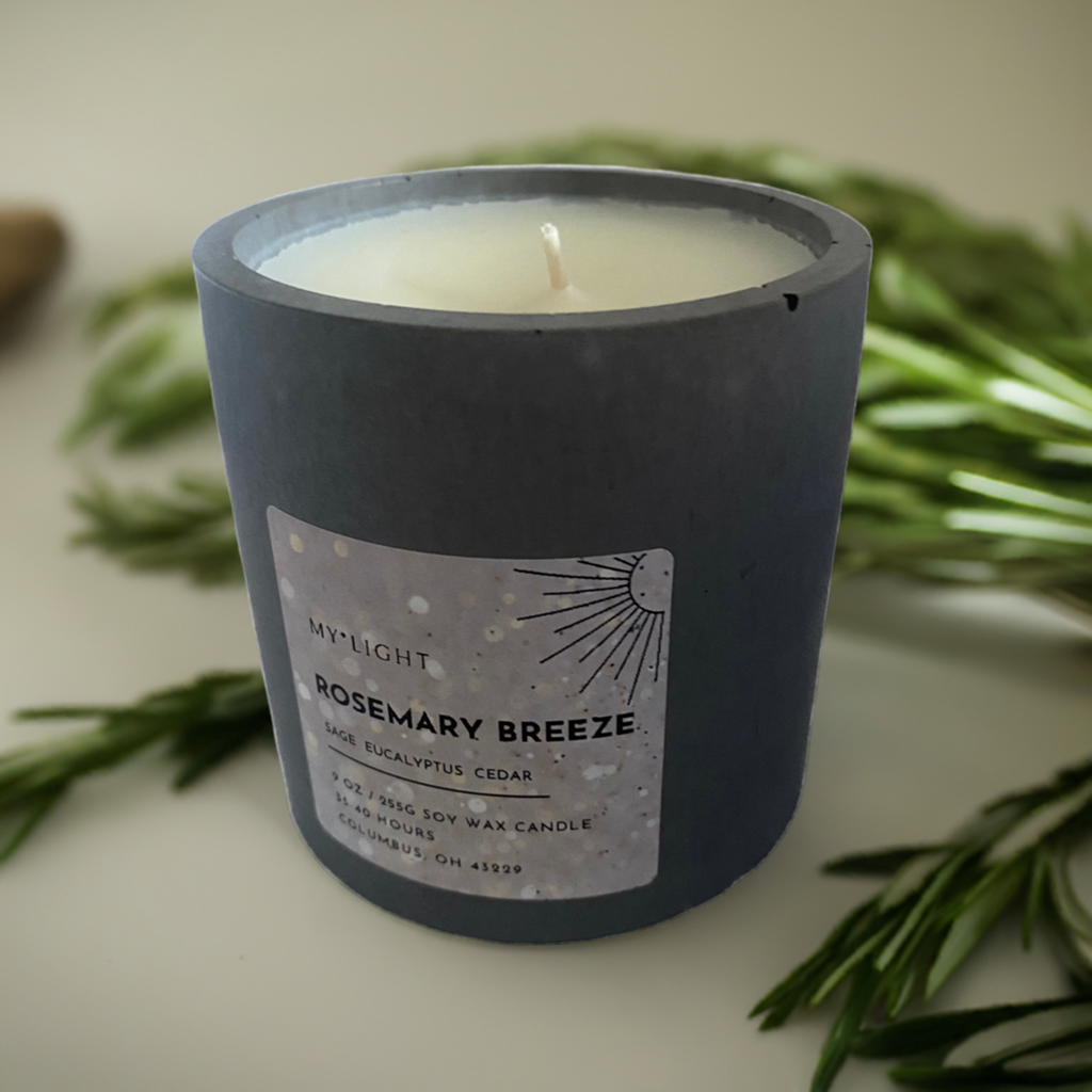 Rosemary Breeze Soy Wax Scented Candle – 9oz (255g)