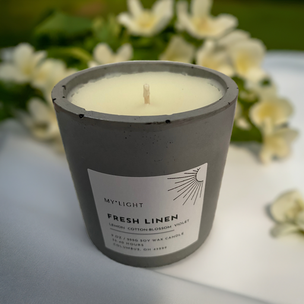 Fresh Linen Soy Wax Scented Candle – 9oz (255g)
